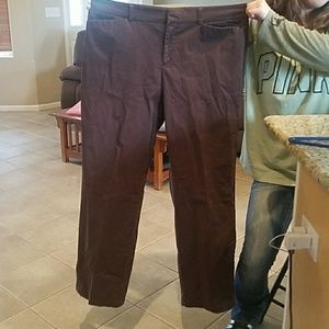 Brown dockers